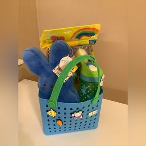 Peeps Easter Basket with Plush, Water Bottle, & Playdoh, New In Package.